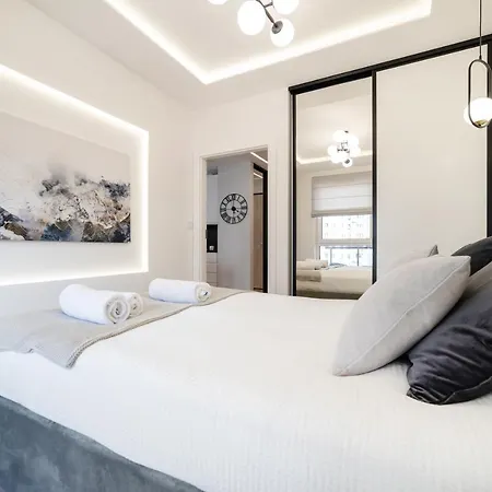 56 By The Seaside Letnica Apartamento *